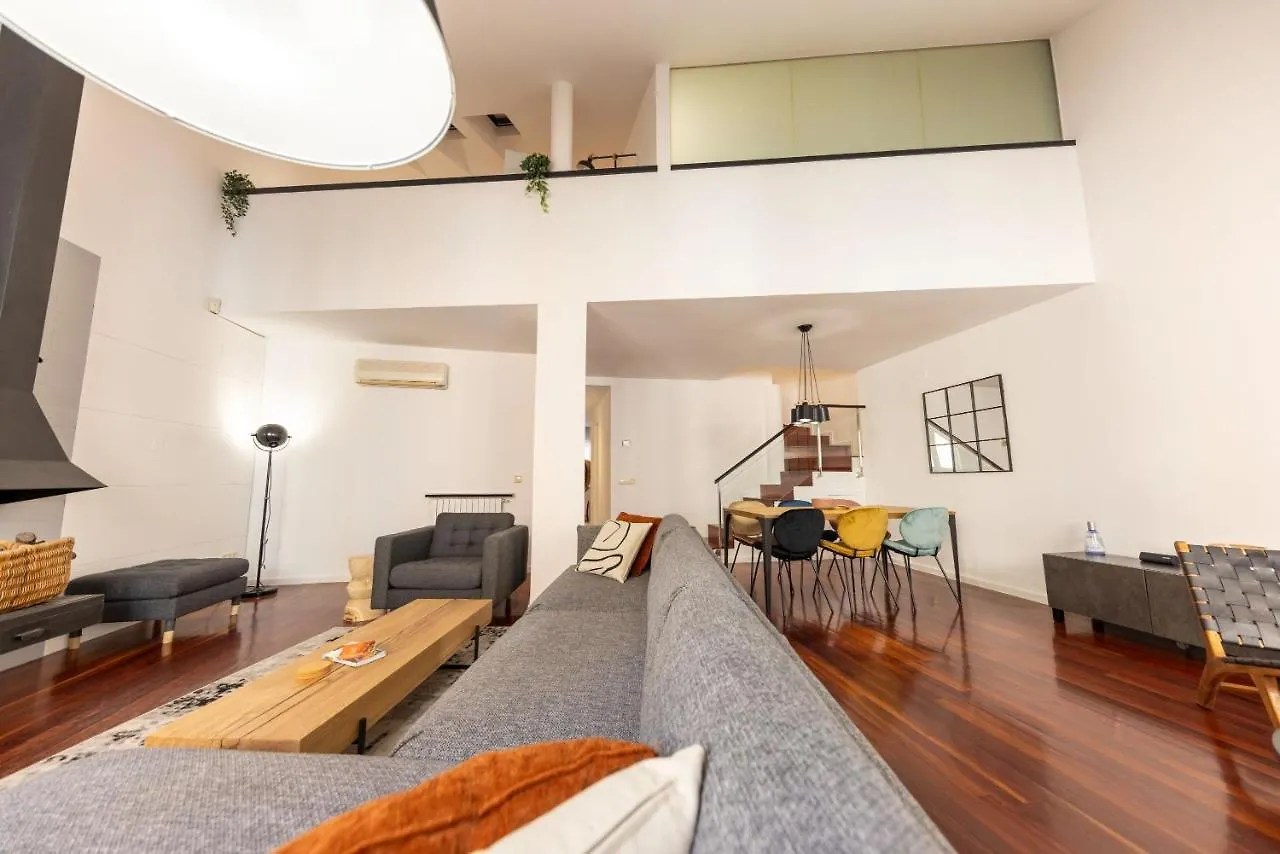 Bravissimo Cort Reial Palau, Duplex Penthouse Apartment Girona